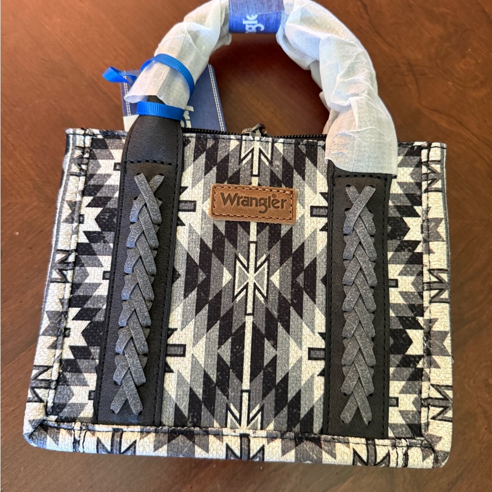 Wrangler Black and Gray Geometric Tote Bag